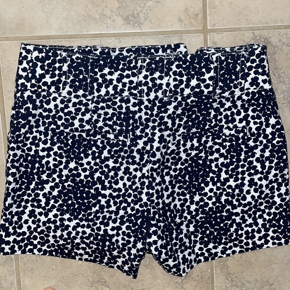 Ann Taylor Shorts - Picture 5 of 5